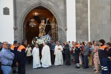 Misa y procesión de San Juan Bautista por el casco antiguo de Telde (Foto TA)